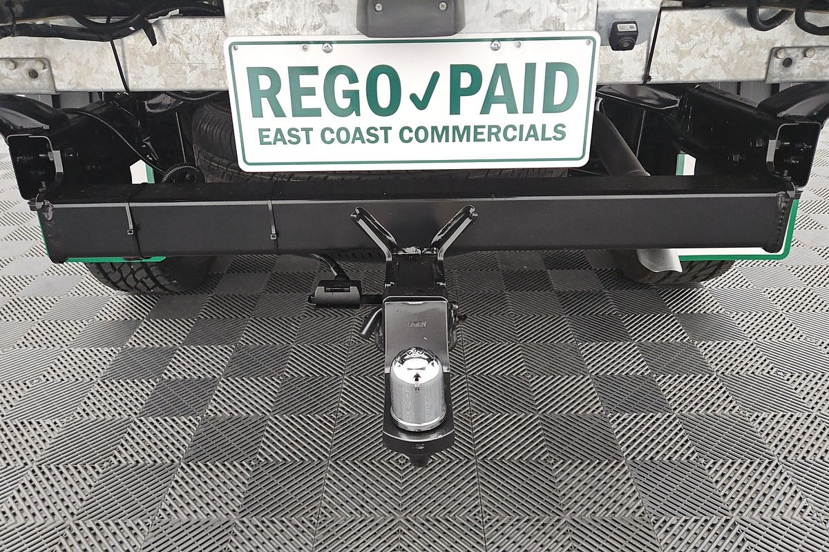 2022 Nissan Navara SL D23 Rear Wheel Drive