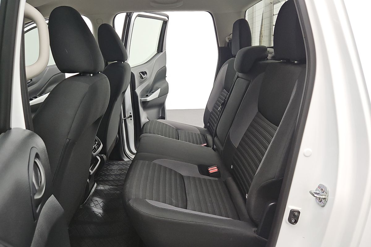 2022 Nissan Navara SL D23 Rear Wheel Drive