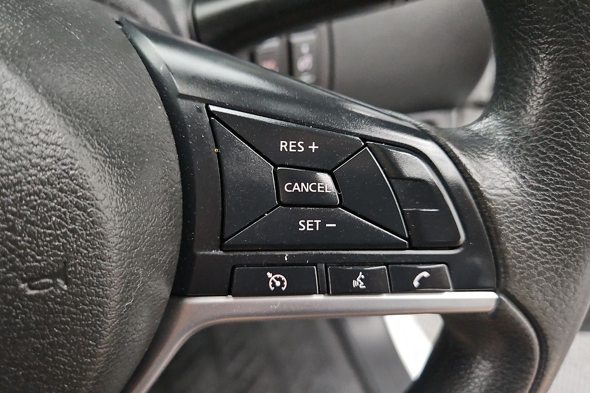 2022 Nissan Navara SL D23 Rear Wheel Drive