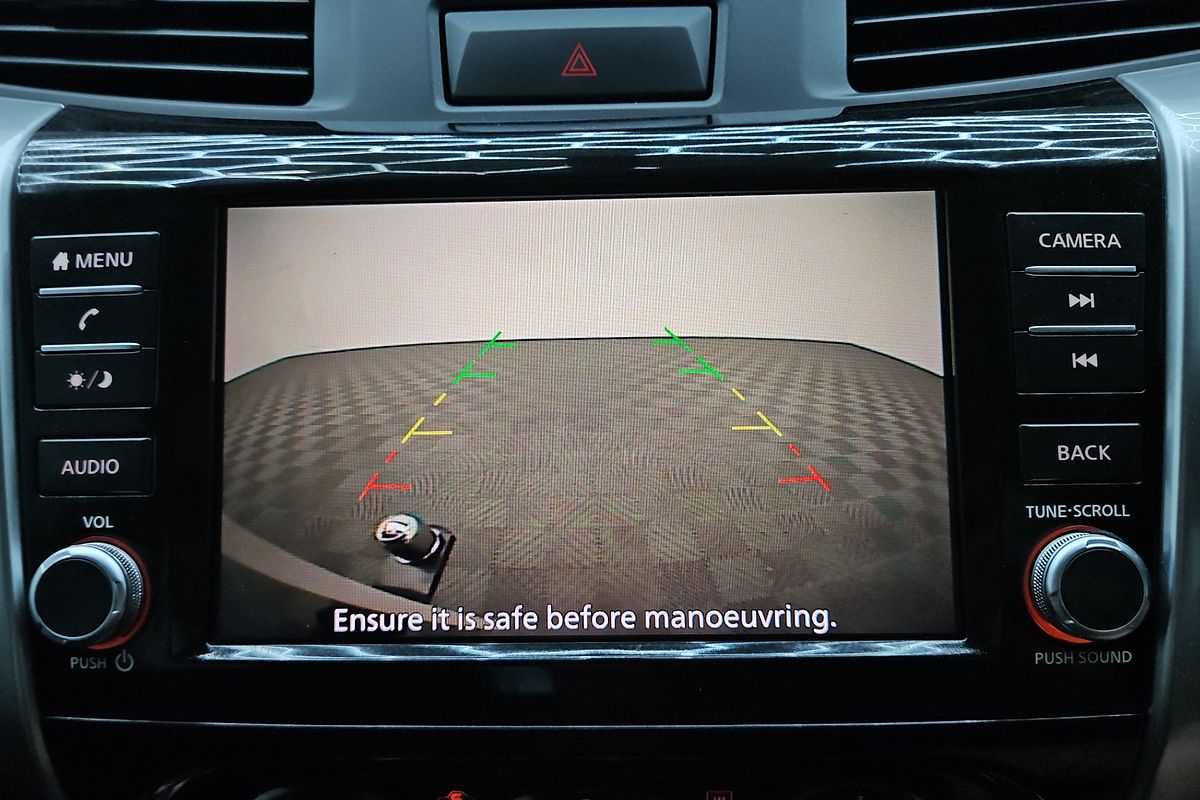 2022 Nissan Navara SL D23 Rear Wheel Drive