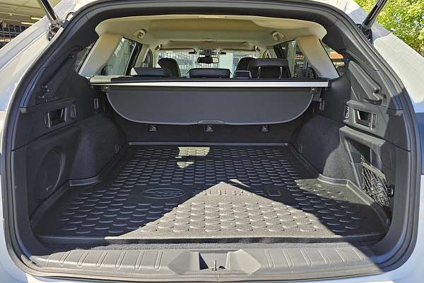 2025 Subaru Outback AWD Touring XT 6GEN