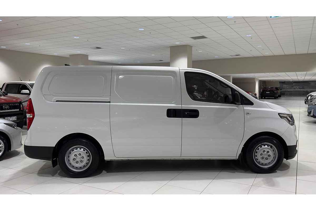 2021 Hyundai iLoad TQ4