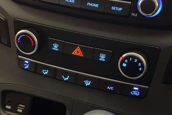 2021 Hyundai iLoad TQ4