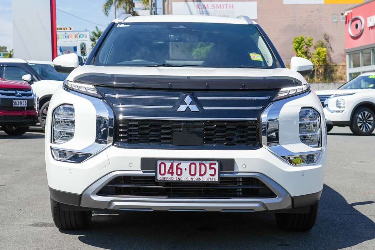 2025 Mitsubishi Outlander LS ZM