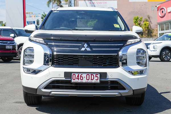 2025 Mitsubishi Outlander LS ZM