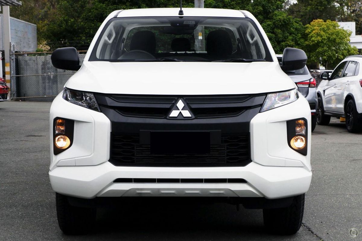 2022 Mitsubishi Triton GLX+ MR 4X4