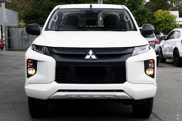 2022 Mitsubishi Triton GLX+ MR 4X4