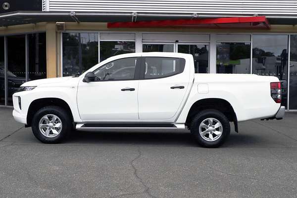 2022 Mitsubishi Triton GLX+ MR 4X4