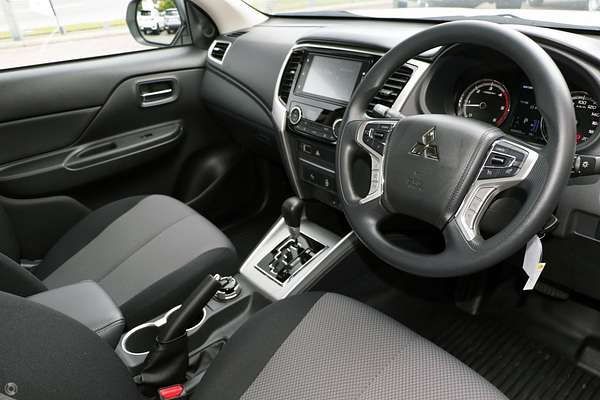 2022 Mitsubishi Triton GLX+ MR 4X4