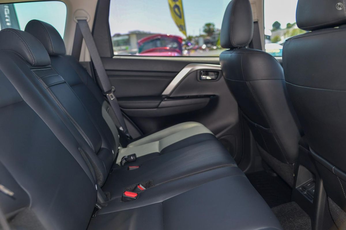 2022 Mitsubishi Pajero Sport GSR QF