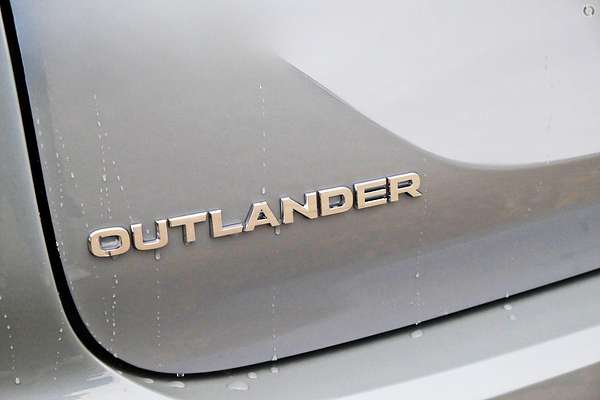 2025 Mitsubishi Outlander Aspire ZM