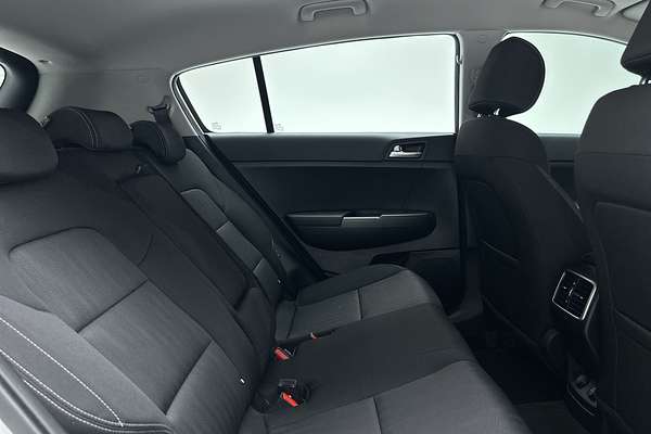 2020 Kia Sportage S QL