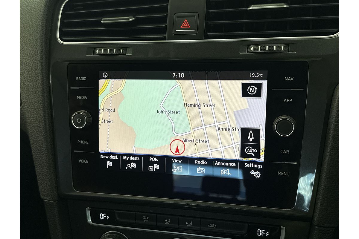 2017 Volkswagen Golf 110TSI Comfortline 7.5