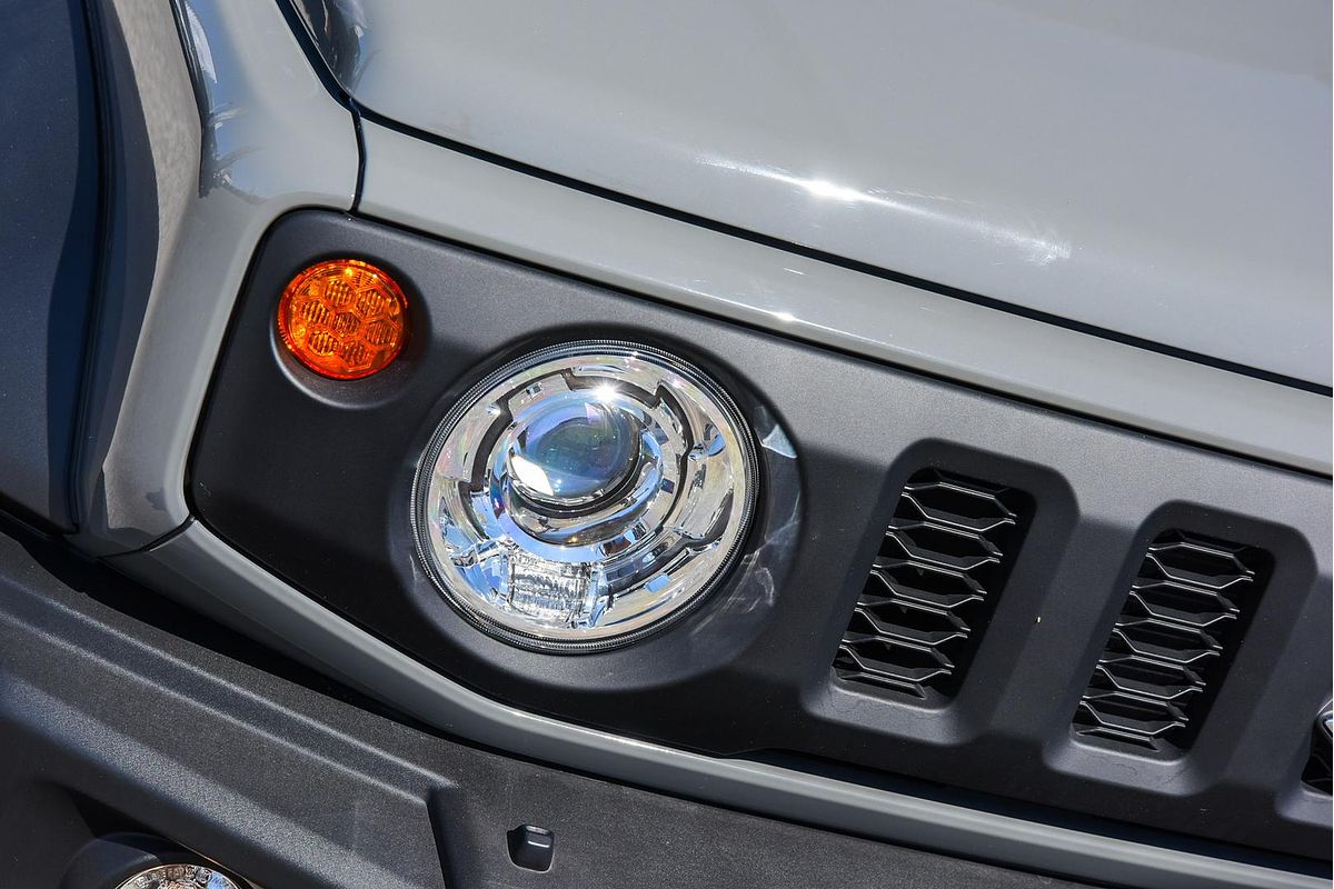 2025 Suzuki Jimny
