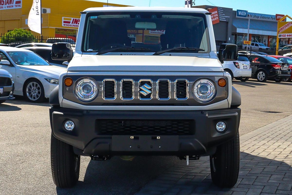 2025 Suzuki Jimny