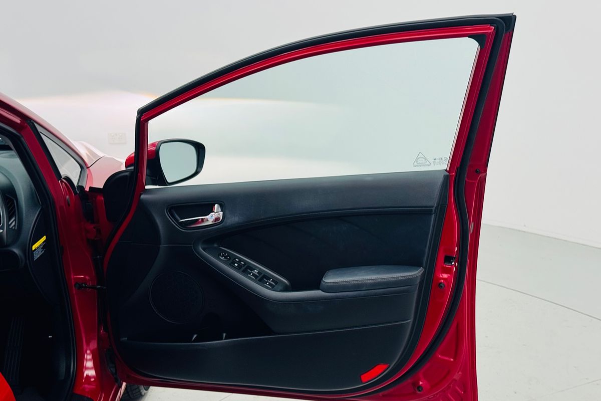 2017 Kia Cerato Sport YD