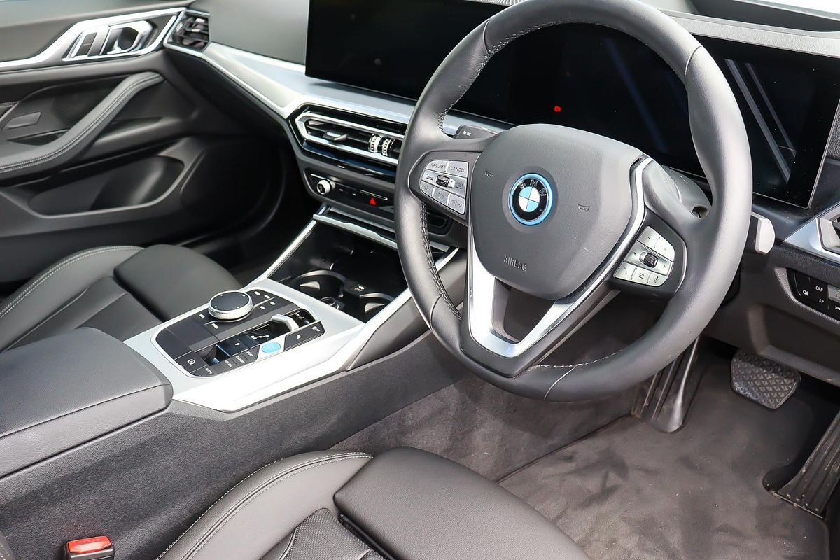 2025 BMW i4 eDrive35 G26 LCI