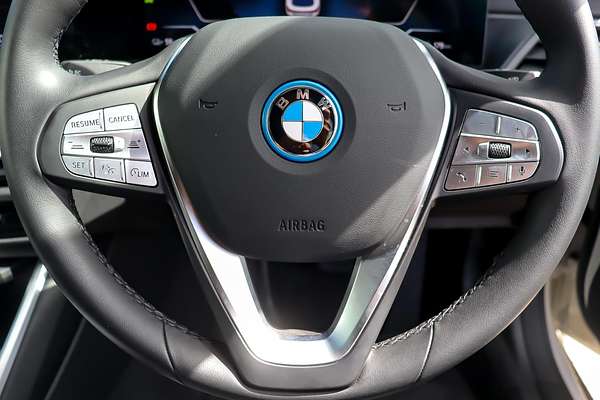 2025 BMW i4 eDrive35 G26 LCI