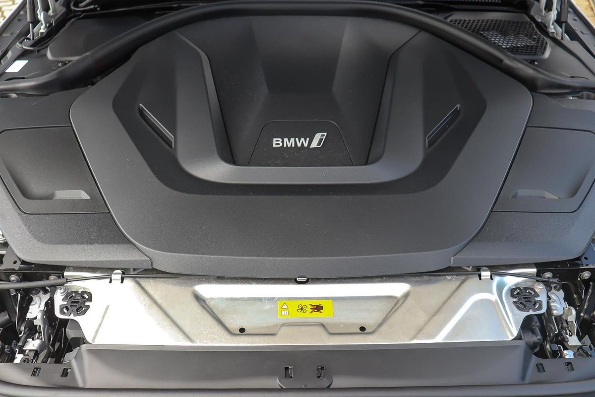 2025 BMW i4 eDrive35 G26 LCI