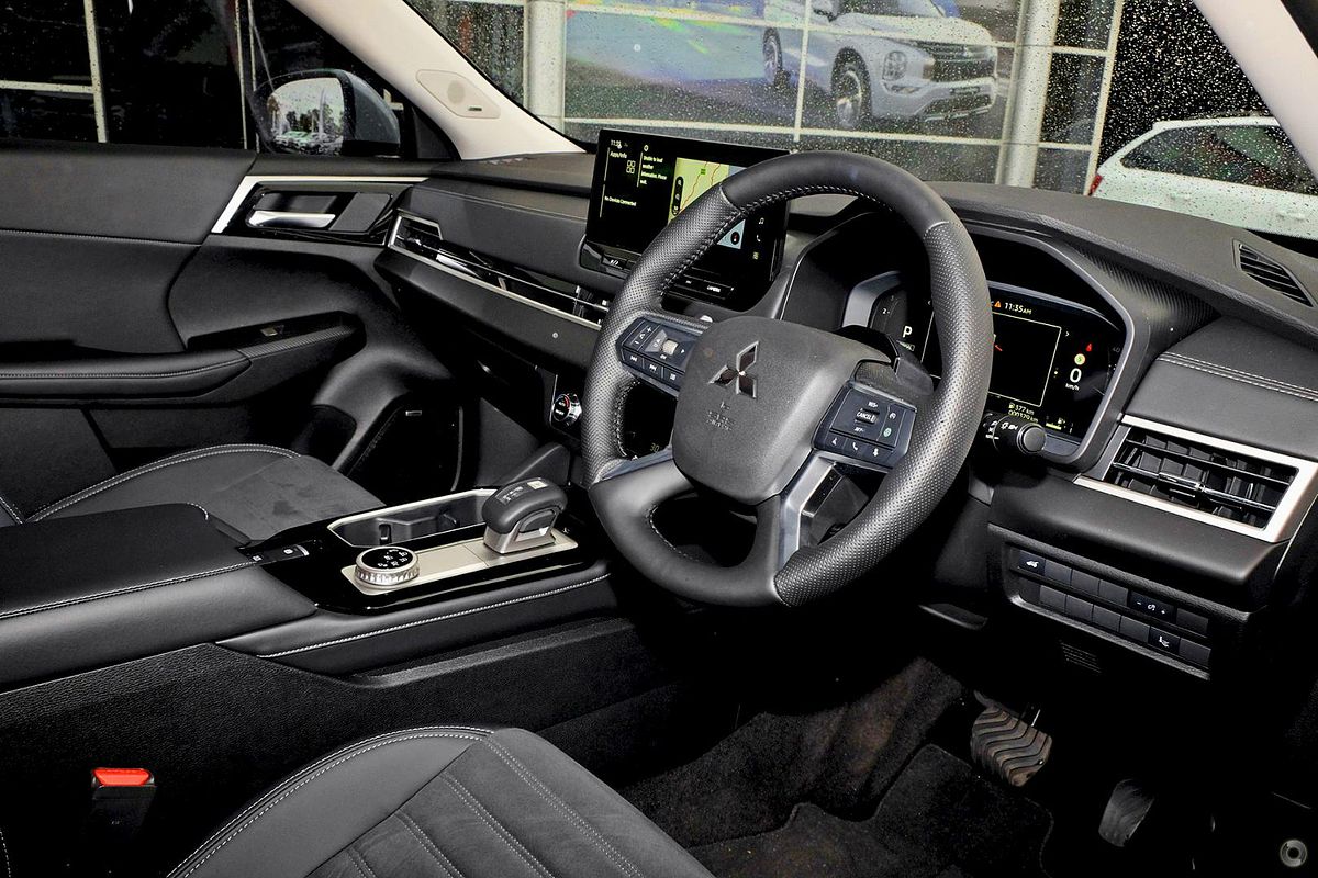 2025 Mitsubishi Outlander Aspire ZM