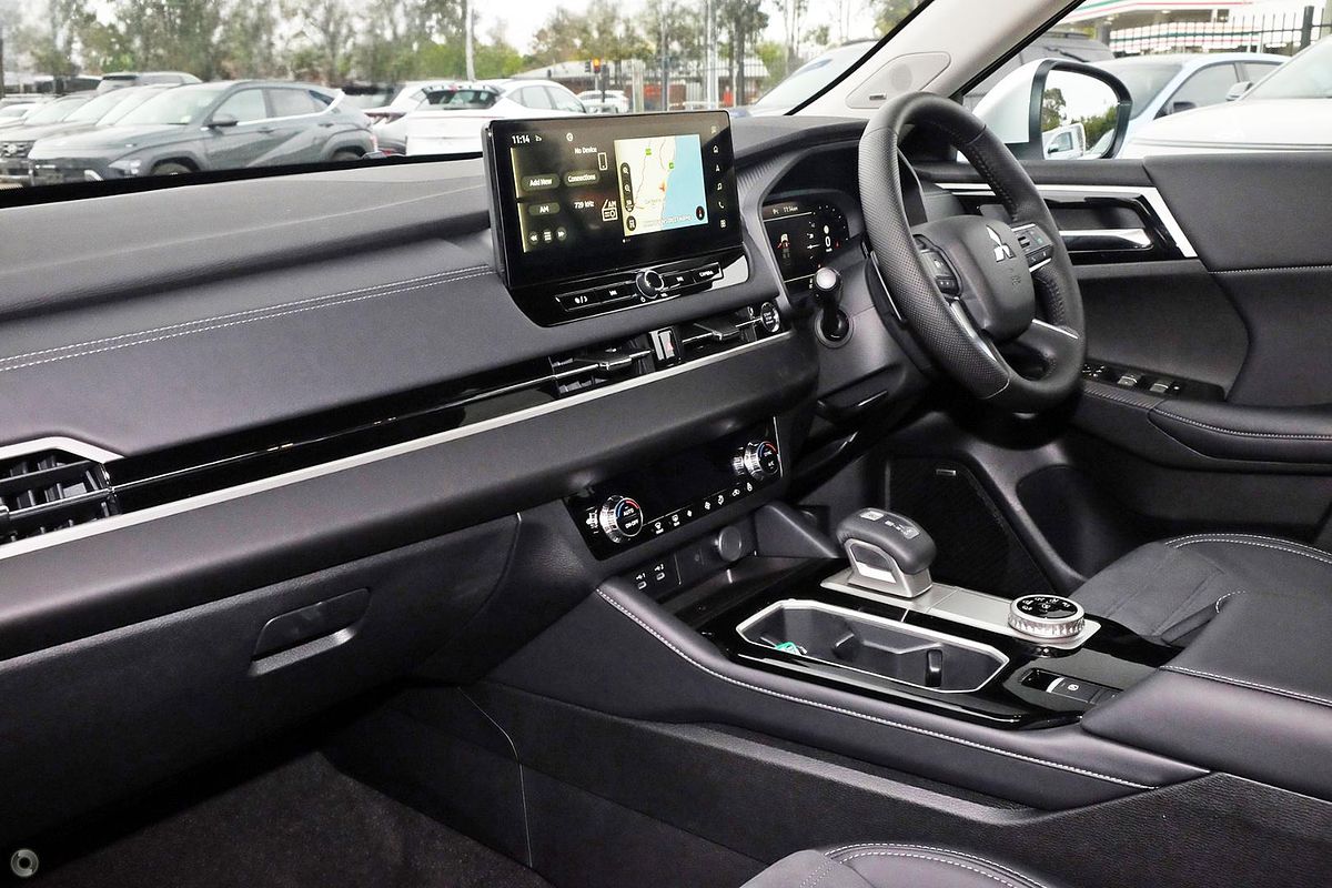 2025 Mitsubishi Outlander Aspire ZM