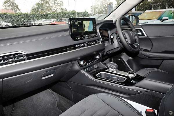 2025 Mitsubishi Outlander Aspire ZM