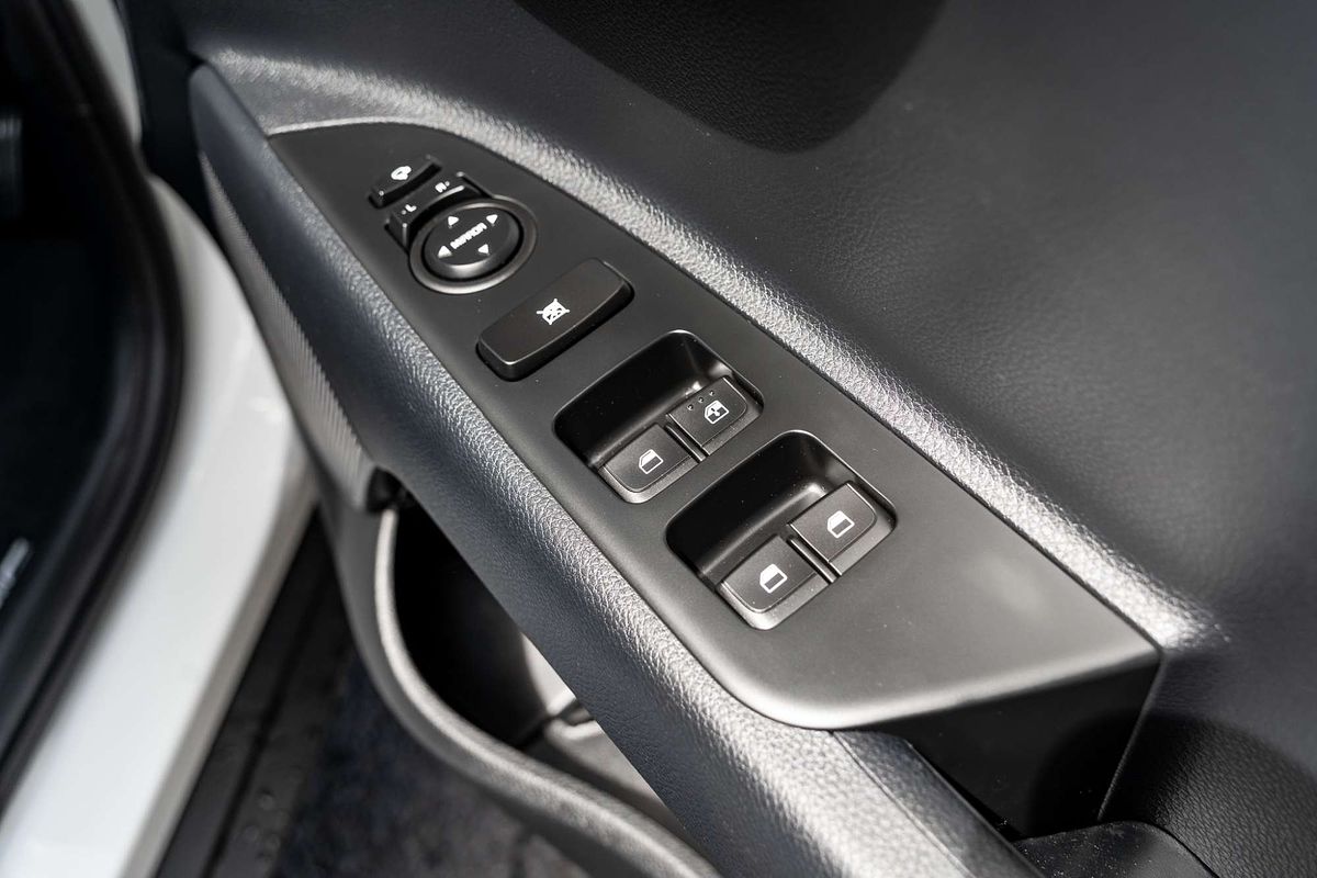 2023 Kia Stonic Sport YB