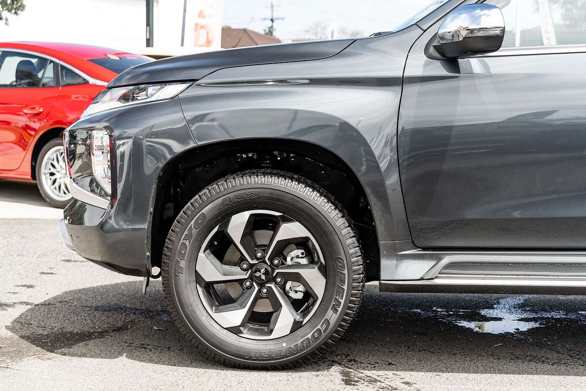 2025 Mitsubishi Pajero Sport Exceed QG