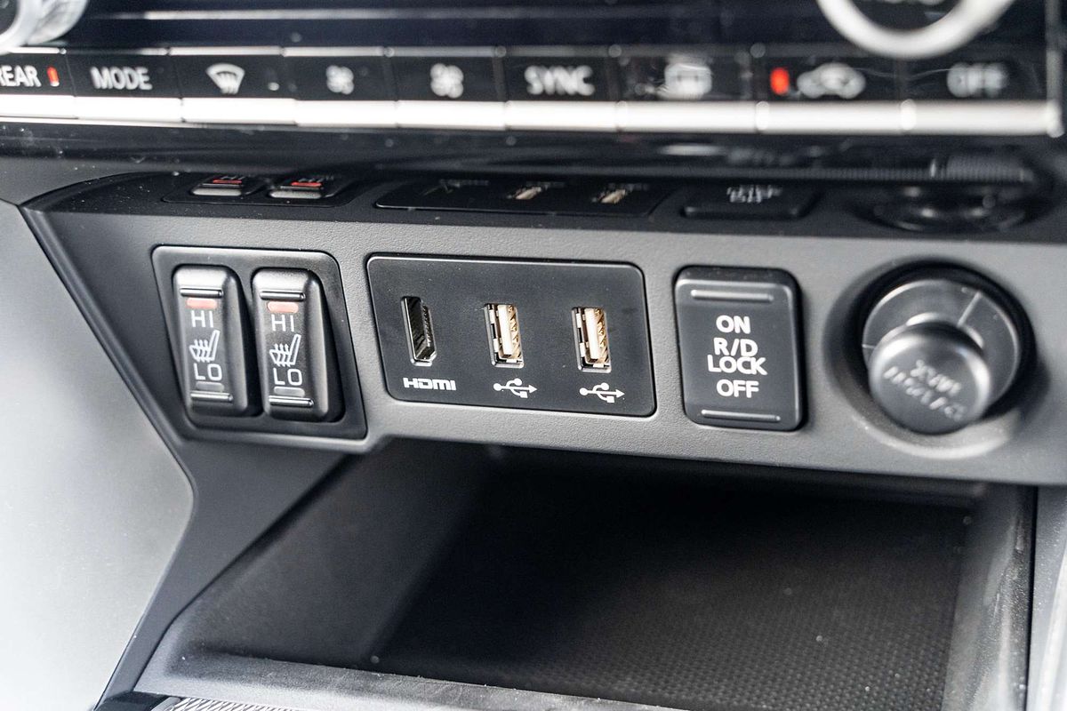 2025 Mitsubishi Pajero Sport Exceed QG