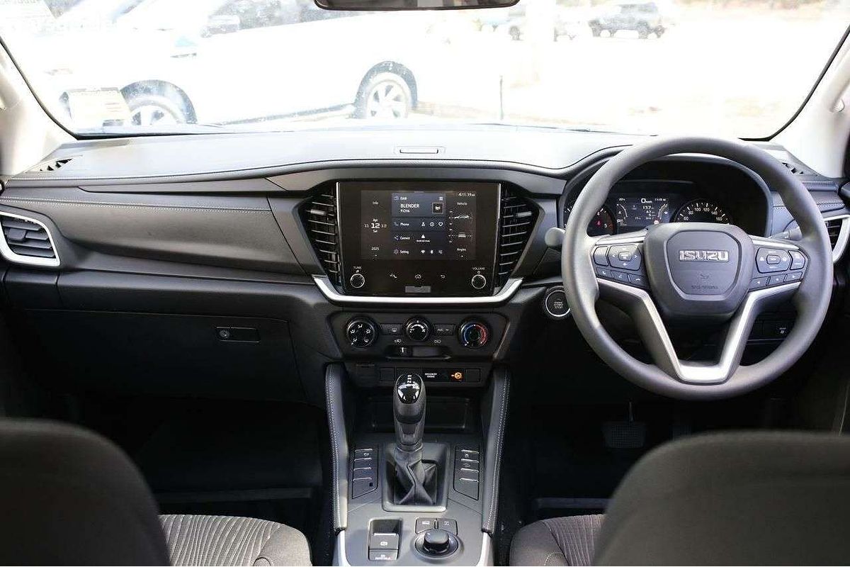 2025 Isuzu MU-X LS-M