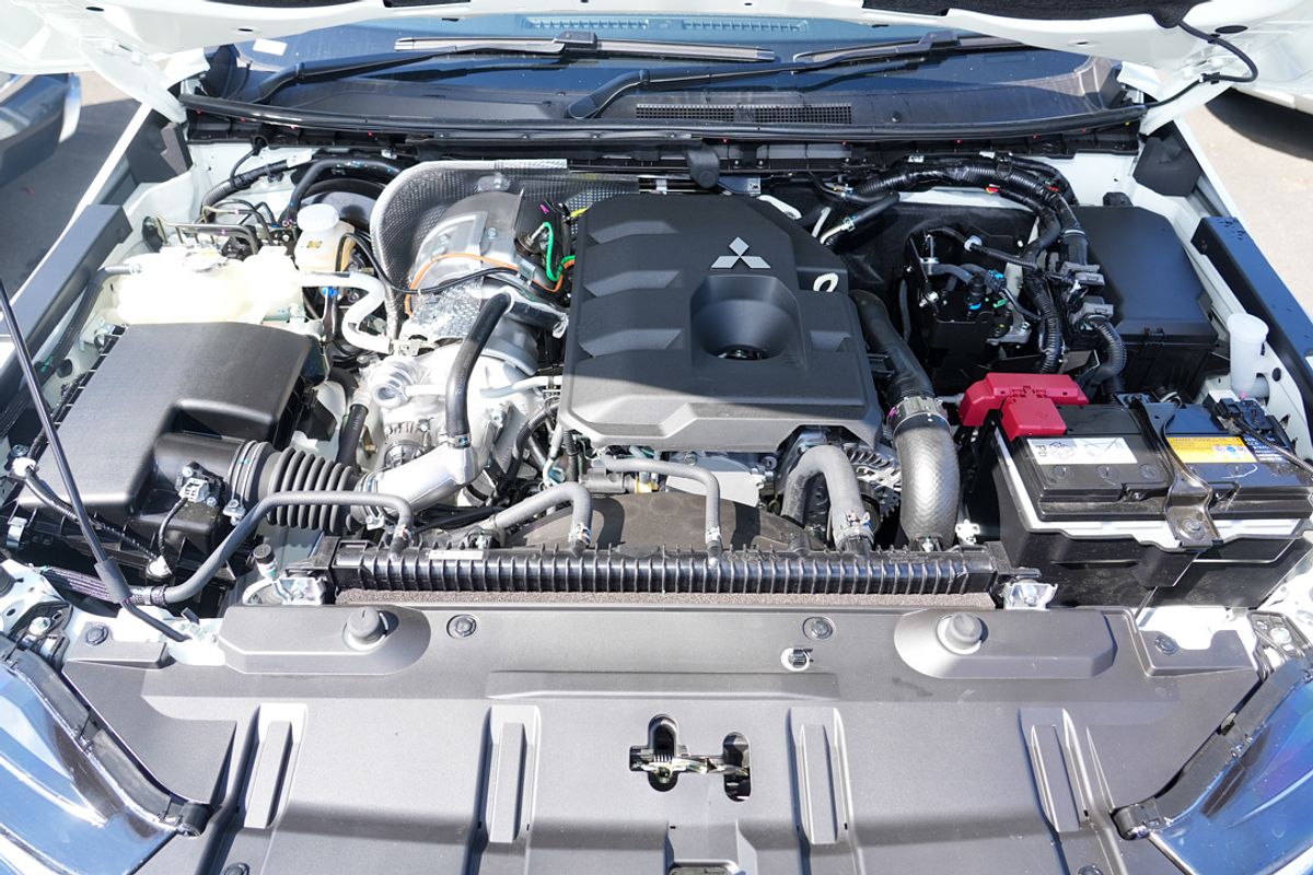 2025 Mitsubishi Triton GLS MV 4X4