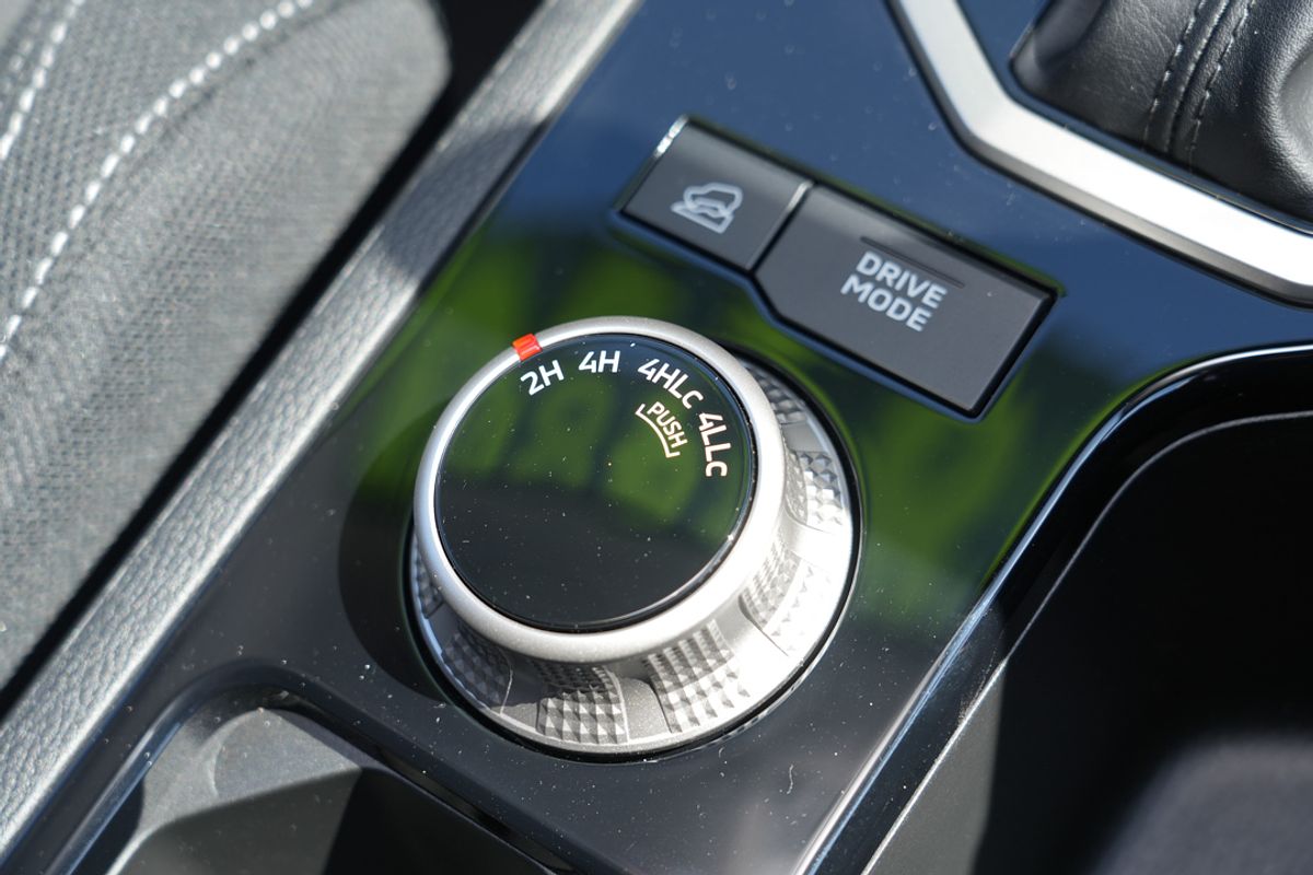 2025 Mitsubishi Triton GLS MV 4X4