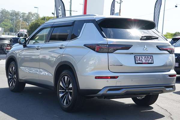 2025 Mitsubishi Outlander LS ZM