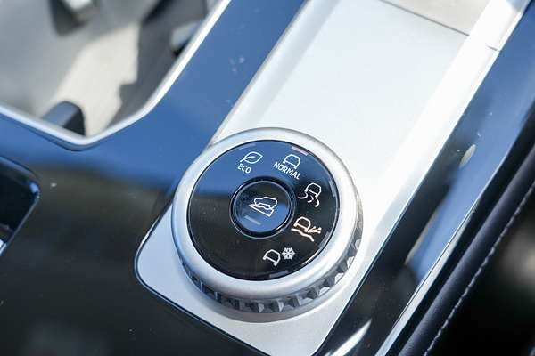 2025 Mitsubishi Outlander LS ZM