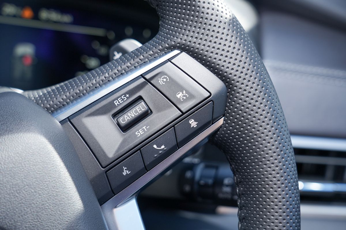 2025 Mitsubishi Outlander LS ZM