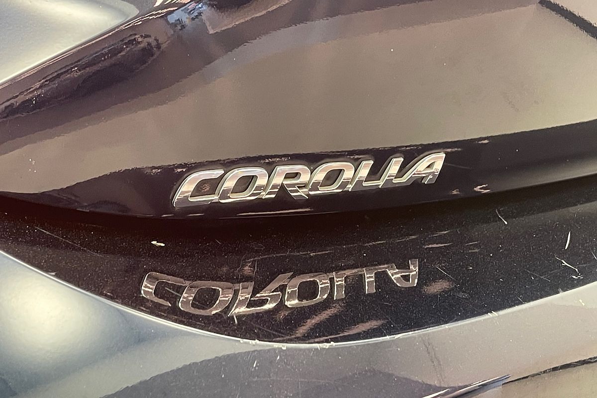 2020 Toyota Corolla Ascent Sport MZEA12R