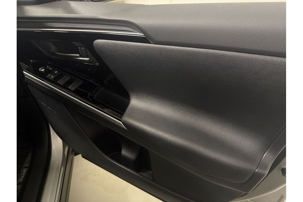 2023 Toyota bZ4X XEAM10R