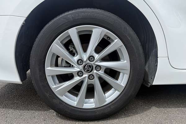 2024 Toyota Camry Ascent AXVH70R