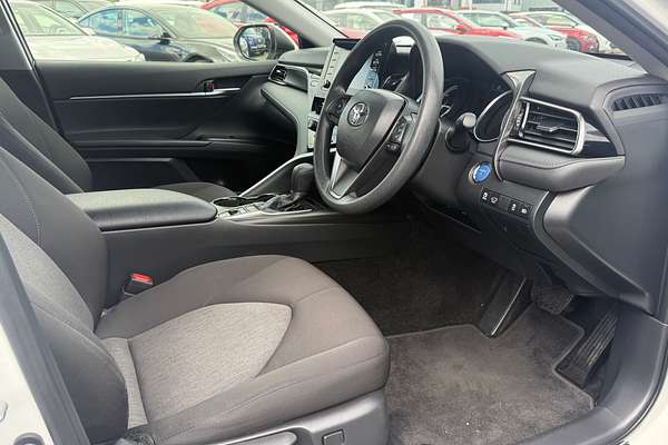 2024 Toyota Camry Ascent AXVH70R