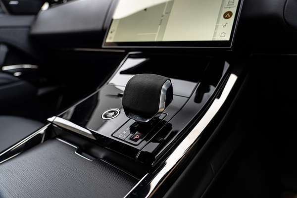 2024 Land Rover Range Rover Sport P400 Dynamic SE L461