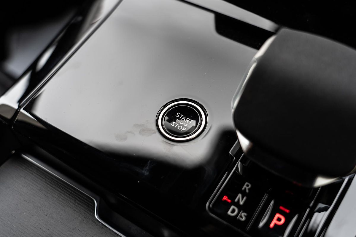 2024 Land Rover Range Rover Sport P400 Dynamic SE L461