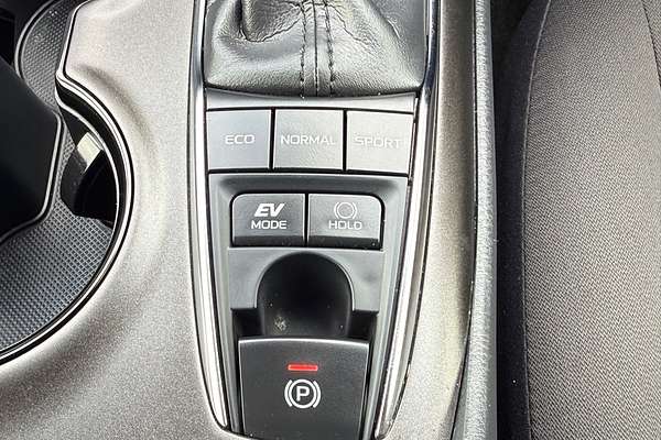 2024 Toyota Camry Ascent AXVH70R