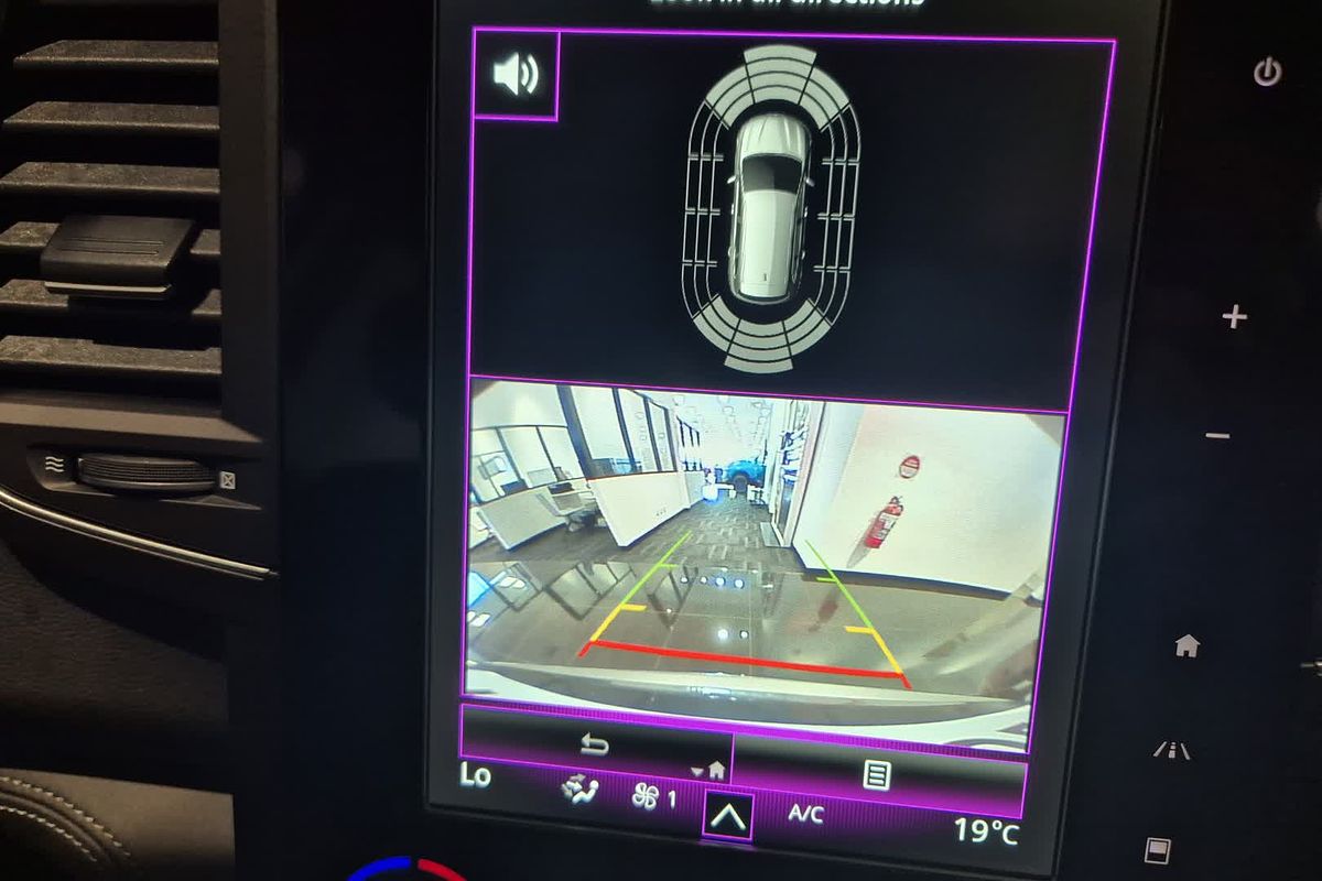 2025 Renault Koleos Techno HZG