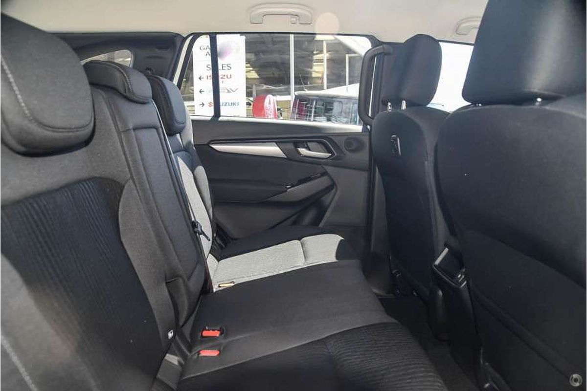 2025 Isuzu MU-X LS-M