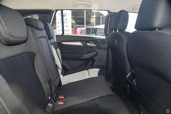 2025 Isuzu MU-X LS-M