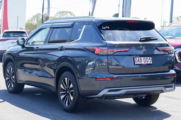 2025 Mitsubishi Outlander LS ZM