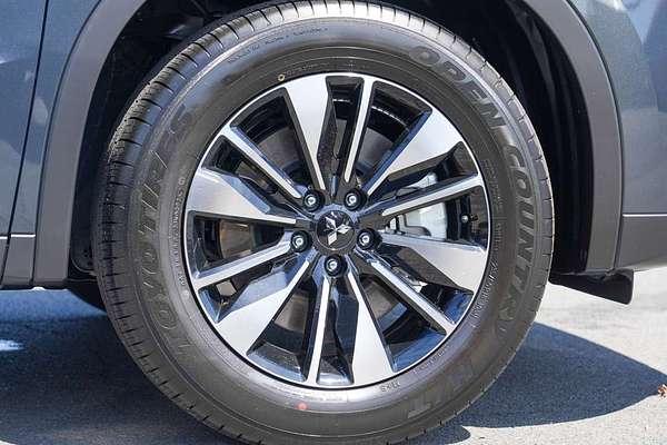 2025 Mitsubishi Outlander LS ZM