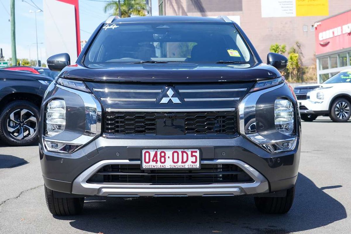 2025 Mitsubishi Outlander LS ZM