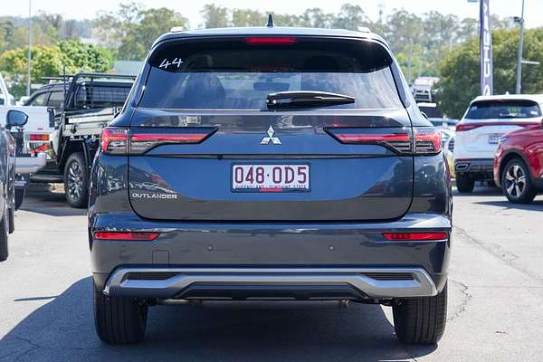 2025 Mitsubishi Outlander LS ZM