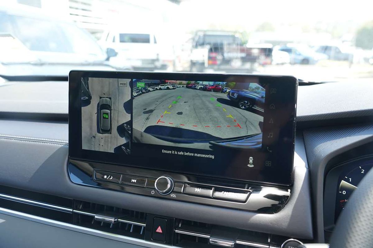 2025 Mitsubishi Outlander LS ZM